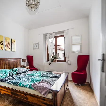 Statek Lunikov Farm stay *