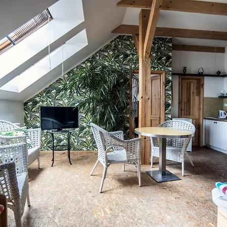 Statek Lunikov Farm stay *